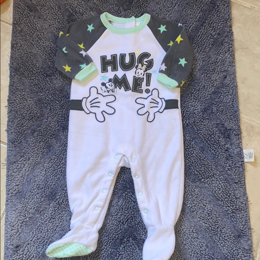 🌈Disney Mickey & Minnie fleece Pjs